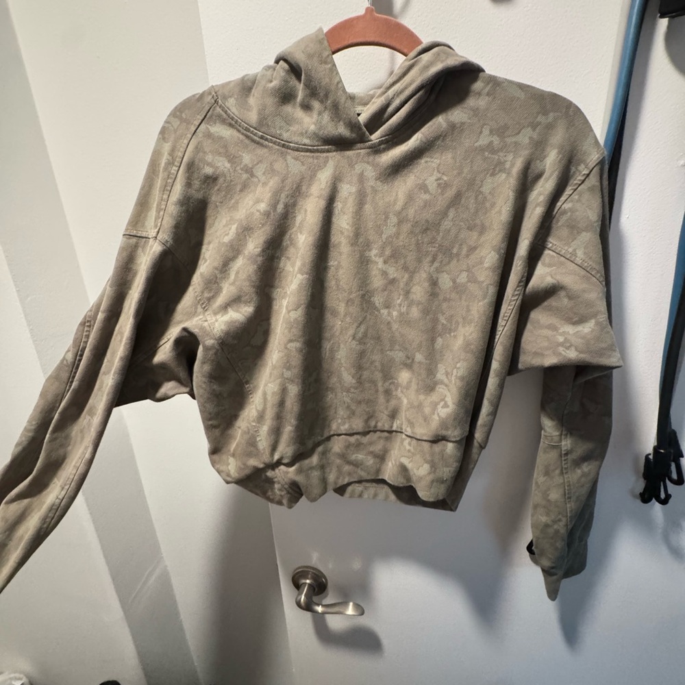 Athleta Sage Green Pullover